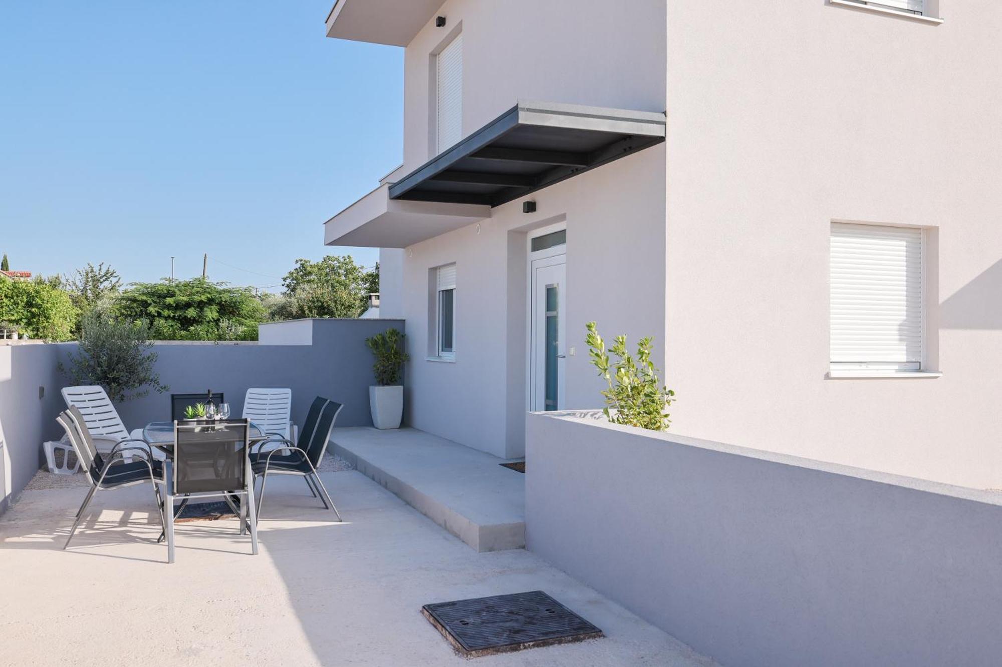 Duo Soles - Apartments With Private Parking Near Zadar Murvica  Exterior photo